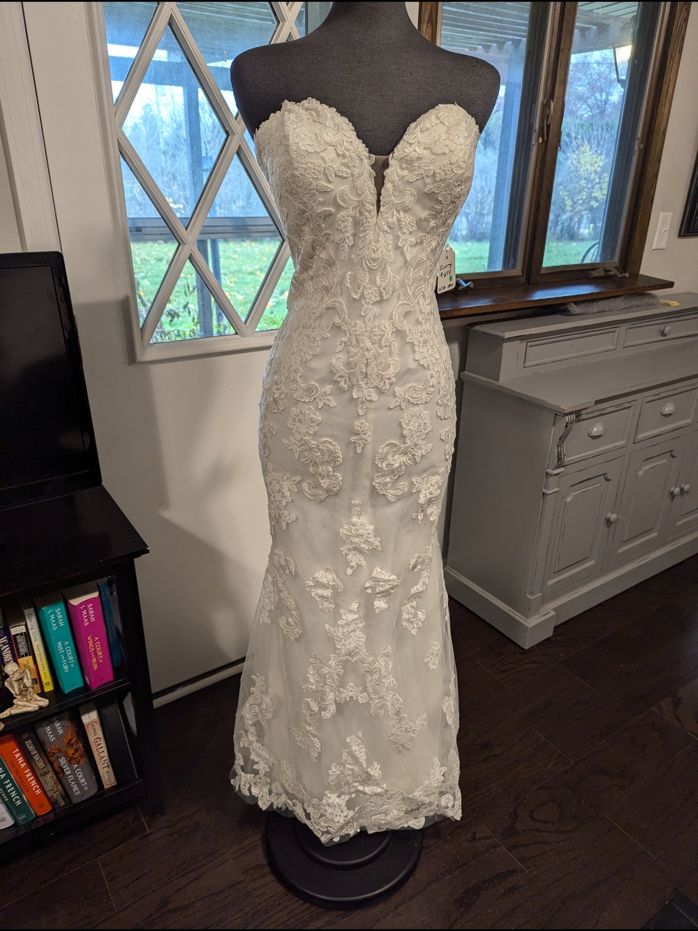 Fitted Lace Wedding Dress Size 16 Ivory